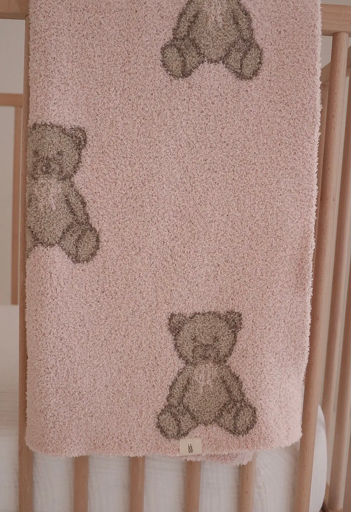 LOTTIE ADULT SIZE PLUSH BLANKET