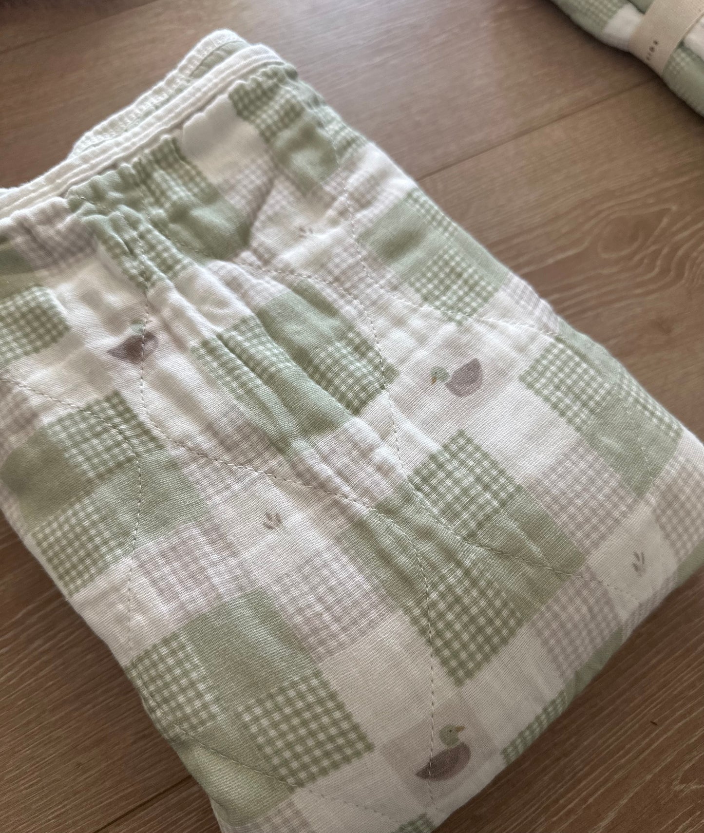 MALLARD QUILT {45 x 45}