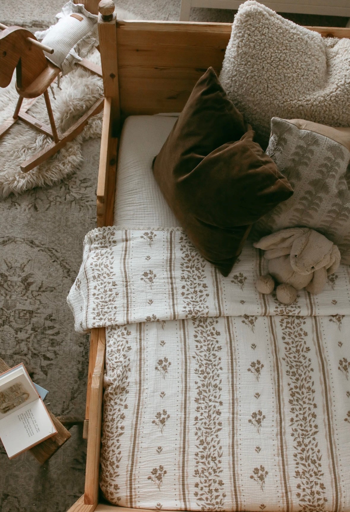 LOTTIE FLORAL QUILT {big kid}