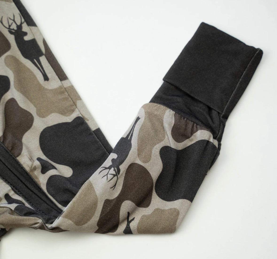 Deer Camo Bamboo Zippy