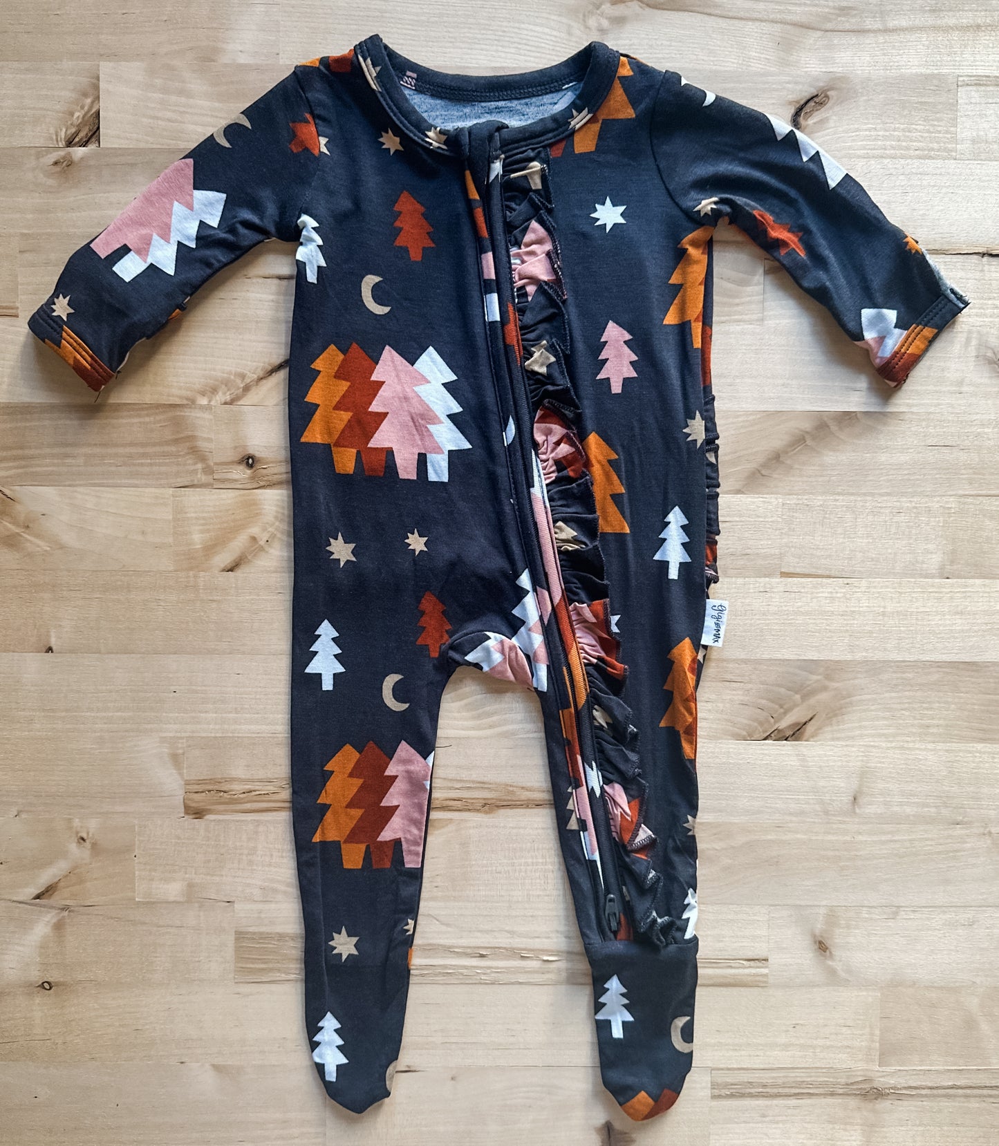 Bamboo Christmas Tree Ruffle Zippy